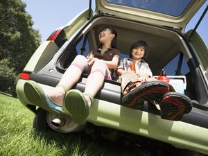 クルーズ専門の旅行会社があります